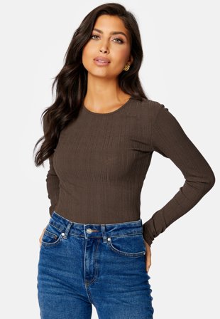 BUBBLEROOM Varja rib top Dark brown Klær