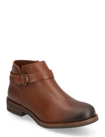 Demi2 T Brown Clarks