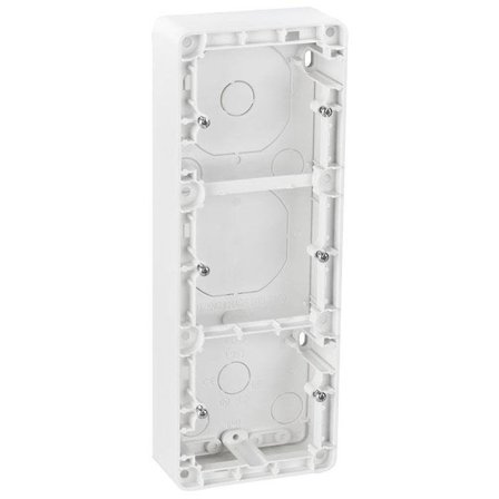 Elko EKO09675 Forhøyningsramme 3 rom, 35 x 84 x 226 mm, Strømbrytere & vegguttak