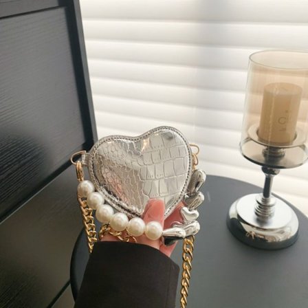 Crossbody Bags Axelväska SILVER