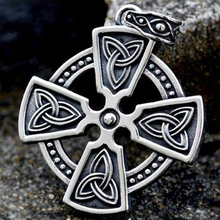 Pendant - Nordic Mythology - Celtic cross