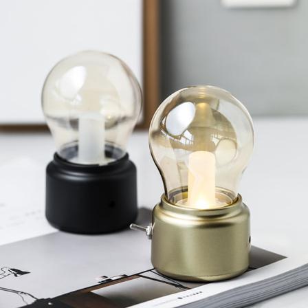2 Delar Kreativ Nattlampa Retro Glödlampa Mini Usb Laddning Varm L