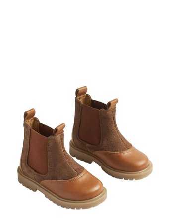 Wheat | Chelsea Kana | 28