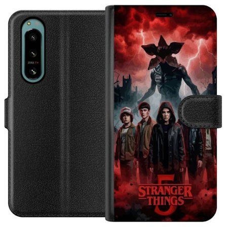 Yhteensopiva Lompakkokotelo Sony Sony Xperia 5 IV Pimeä Stranger Things -inspiroima fantasiakuvaus salamalla, dramaattisella taivaalla ja intensiivis