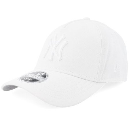 New Era - MLB Vit Keps - New York Yankees 39THIRTY M-crown Poly White/White A-frame Flexfit @ Hatstore
