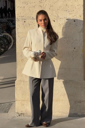 NA-KD Tunga kostymbyxor med låg midja - Lågmidjade kostymbyxor - Grå - EU 42