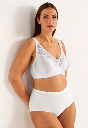 Cellbes of Sweden - BH med myke blonder i hvit for damer i størrelse 90D