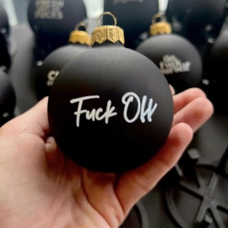 Banneord Julekulepakke - 12 stk, 2024 Morsomme Julepynt Julekule-Ornamenter