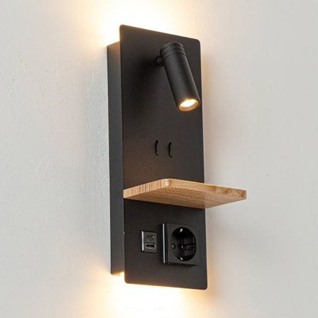 Vägglampa med läsarm, USB-port, uttag på baksidan och träfat.
