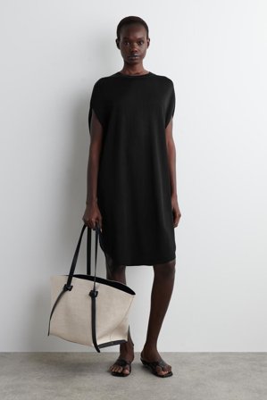 COS Women's Circle Cut Knitted Dress in Black