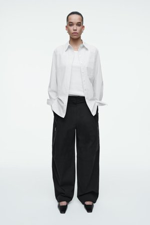 COS Damen Utility-Cargohose Mit Barrel-Bein - Schwarz