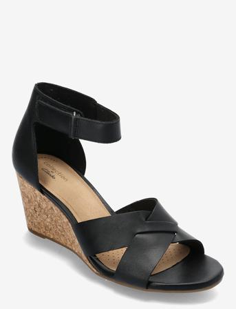 Margee Gracie Black Clarks