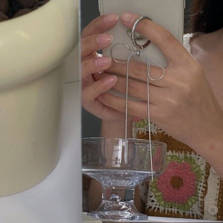 Finger Ring Spänne Mobiltelefon Kedja Båge Formad Mobiltelefon