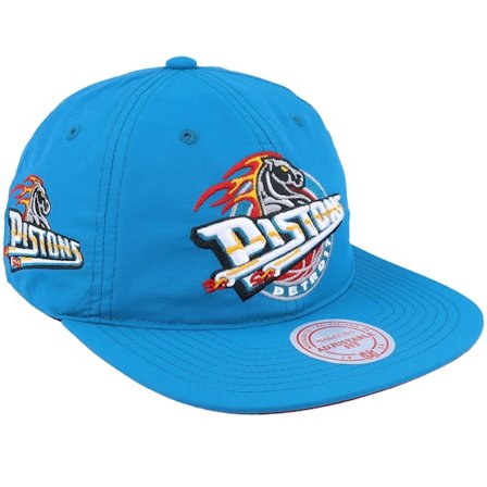 Mitchell & Ness - NBA Blauw snapback Cap - Detroit Pistons Nylon Szn Deadstock Teal Snapback @ Hatstore