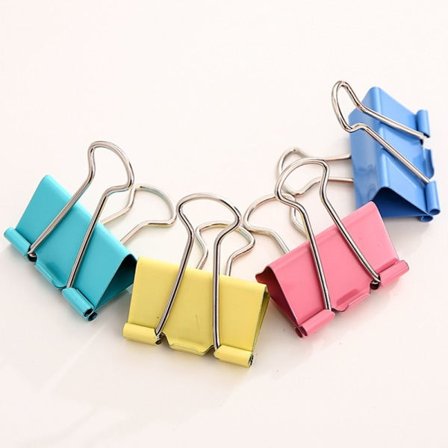 Färgade pärmklämmor i olika storlekar, Jumbo, Stor, Medium, Liten