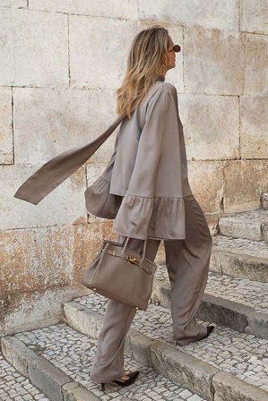 Lovisa Wallin x NA-KD Scarf Detail Blouse - Bluser - Brun - EU 32