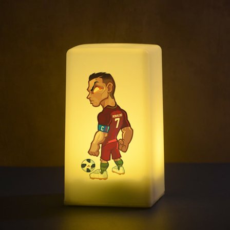 Fotbollsstjärna - Ronaldo Cartoon Hand Operated Desk Lamp Doll Foot