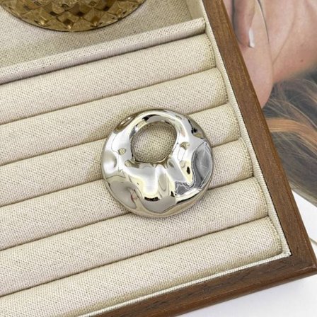 Nischad high-end ljuskänslig oregelbunden brosch dubbelanvändningsbrosch legering glansig personlig klädtillbehör