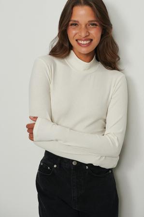 NA-KD Basic Pull côtelé à col roulé et manches longues - Tops manches longues - OffBlanc - XX-Small