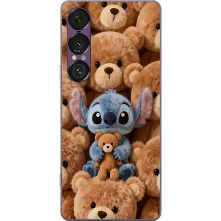 Kompatibel Mobilcover til Sony Xperia 1 VII Stitch omgivet af brune teddybjørne med en lille teddybjørn i armene i en sød og hyggelig kawaii-design