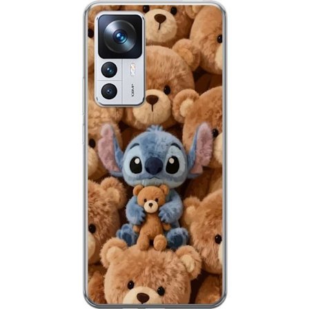 Kompatibel Mobilcover til Xiaomi 12T Stitch omgivet af brune teddybjørne med en lille teddybjørn i armene i en sød og hyggelig kawaii-design