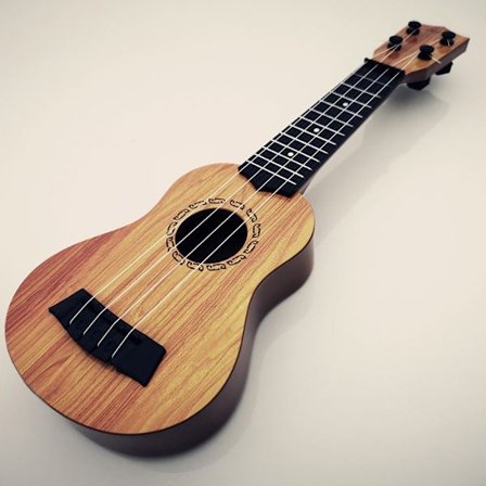 Klassisk ukulele-gitar for nybegynnere, pedagogisk musikkinstrumentleke for barn
