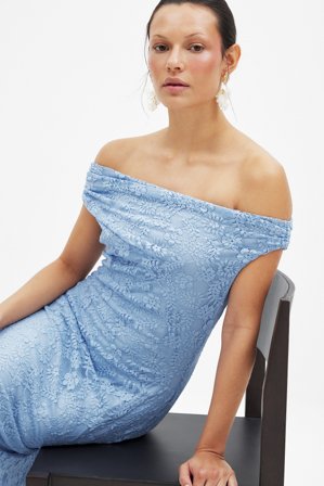 NA-KD Robe mi-longue en dentelle à épaules dénudées - Robes de fête - Bleu - XL