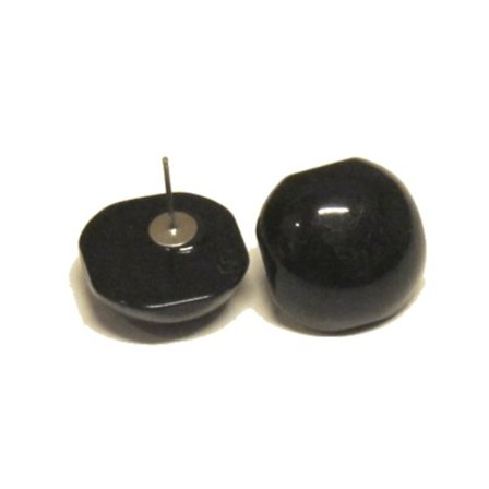 Svarte øredobber med knapper