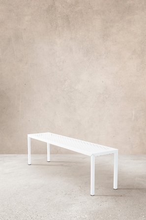 Jotex - Benk - 150 Cm Hvit - NÄS - Kjøp Hagesofaer & hagebenker hos Jotex