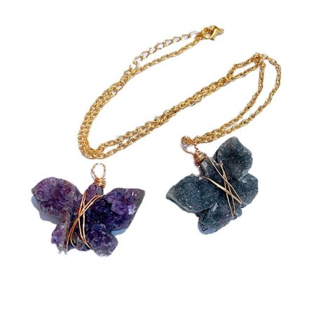 Naturlig ametist kluster fjäril halsband hängande slumpmässig färg
