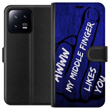 Kompatibel Tegnebogsetui til Xiaomi 13 Mørk typografisk illustration med hjerteform og budskab om venskab mod dybblå trætekstur