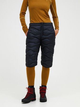 Peak Performance - Helium Down Shorts Women