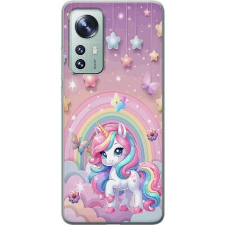 Kompatibel Mobilcover til Xiaomi 12 Magisk enhjørning med regnbue manke, stjerner og sommerfugle mod en pastelfarvet himmel med skyer