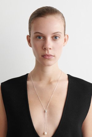 COS Women's Freshwater Pearl Slider Necklace in Silver-coloured