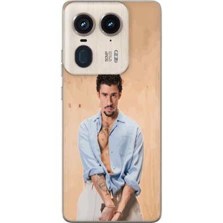 Yhteensopiva Puhelinkuori Motorola Edge 50 Ultra Bad Bunny Super Bowl-inspiroima grafiikka, jossa NFL-trofe ja San Franciscon silta urheilusuunnittelu