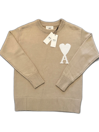 Beige stickad tröja från Ami