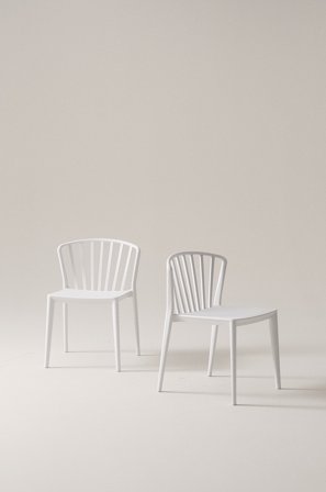 Jotex - Utestol 2-pk Matt hvit hvit - VÄBY - Kjøp Spisestoler & kjøkkenstoler hos Jotex