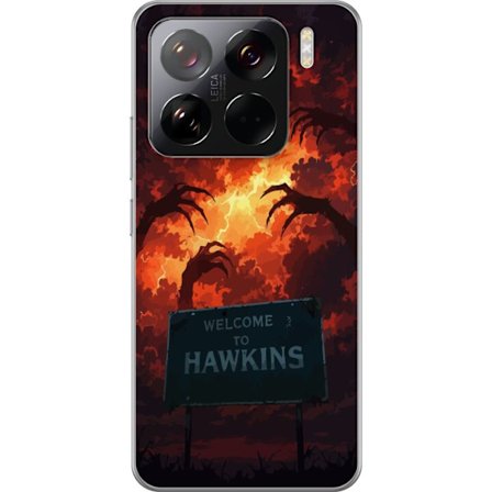 Kompatibelt Mobildeksel til Xiaomi 15 Pro Mørk apokalyptisk fantasi-scene med brennende himmel og Hawkins-skilt i Stranger Things-stil