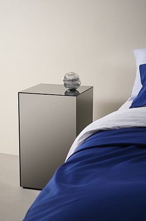 Jotex - Nachtkastje Rechts/grijs Spiegelglas Rechts/Grijs spiegelglas - MIRRE - Koop Nachtkastjes bij Jotex