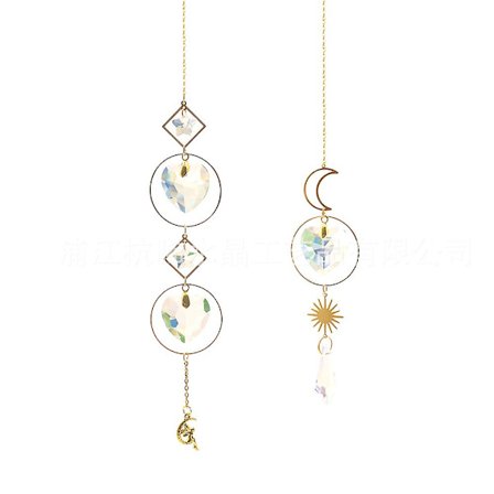 Kristalliriipukset - 2 kpl sydämen sateenkaaren riippuvaa prisma-koristetta kotiin, puutarhaan ja autoihin