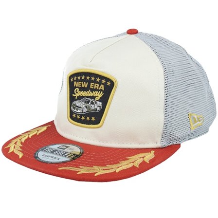 New Era - Hvid trucker Kasket - Motorsport Golfer White/Terracotta Trucker @ Hatstore