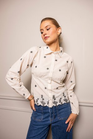 Live Blouse Buttercream Embroidery Buttercream Embroidery / XL