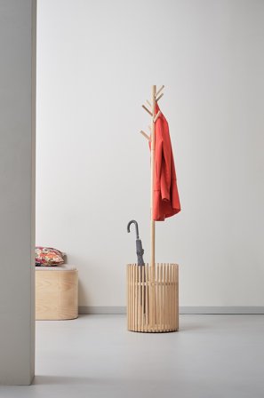 Jotex - Kleshenger Furu - SANDVIK - Kjøp Knagger & kleshengere hos Jotex