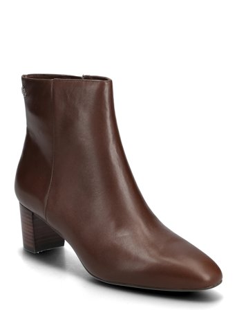 Lauren Ralph Lauren | Demi Calfskin Bootie | 37