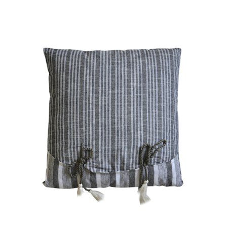 Harmaa puuvillainen sisustustyyny 50x50cm