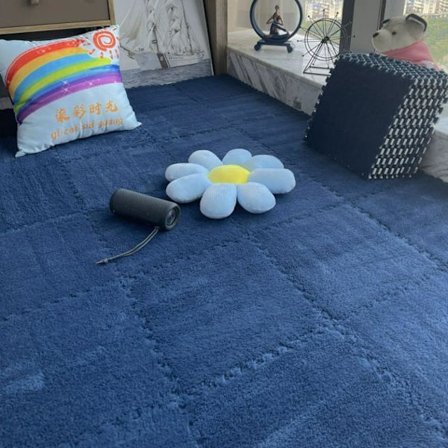 Plyschmatta skarvningsblock sovrum sängkant halkfri golvmatta flytande fönster bekväm bomull varm dyna