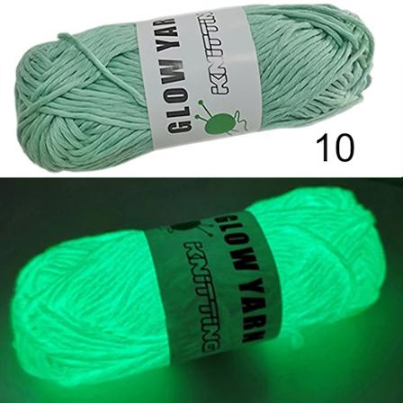1 stk. Romantisk Funktionelt Garn Gløder i Mørket Polyester Lysende Garn 2mm til Strikning Trøje Hat Glødende Garn 1pc 10