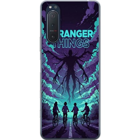 Yhteensopiva Puhelinkuori Sony Sony Xperia 5 II Stranger Things -inspiroitunut fantasiaillustraatio, jossa on tumma hirviö, pyöräilevät lapset ja