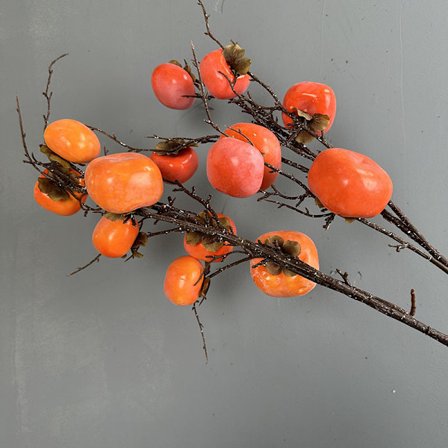 Kunstige kaki-bær med frostet finish, kunstige frugtgrene til boligindretning