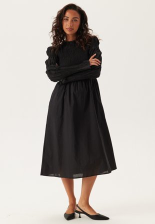 YAS chemma Ls Smock Midi Dress Black Vaatteet